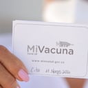 Mediante Decreto 1615 de 2021, el Gobierno nacional expidió algunas normas que regula la ecigencia del carné de vacunación.