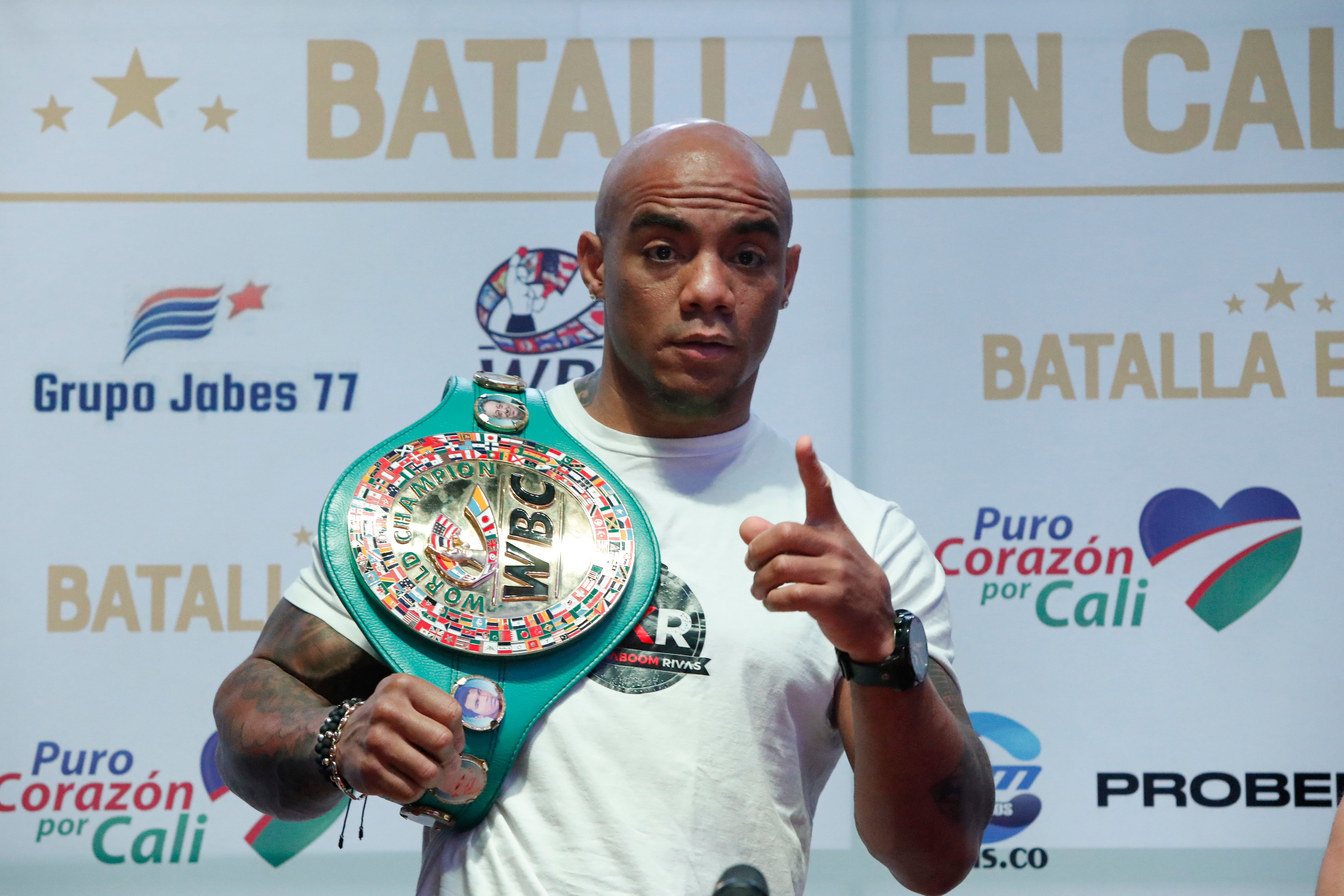 El boxeador colombiano Óscar Rivas 'kaboom'  realizará su primera defensa del título Mundial del peso Bridge del Consejo Mundial de Boxeo contra el polaco Lukasz Rozanski el próximo 13 de agosto en el estadio Pascual Guerrero de Cali
Bogota abril 26 del 2022
Foto Guillermo Torres Reina / Semana