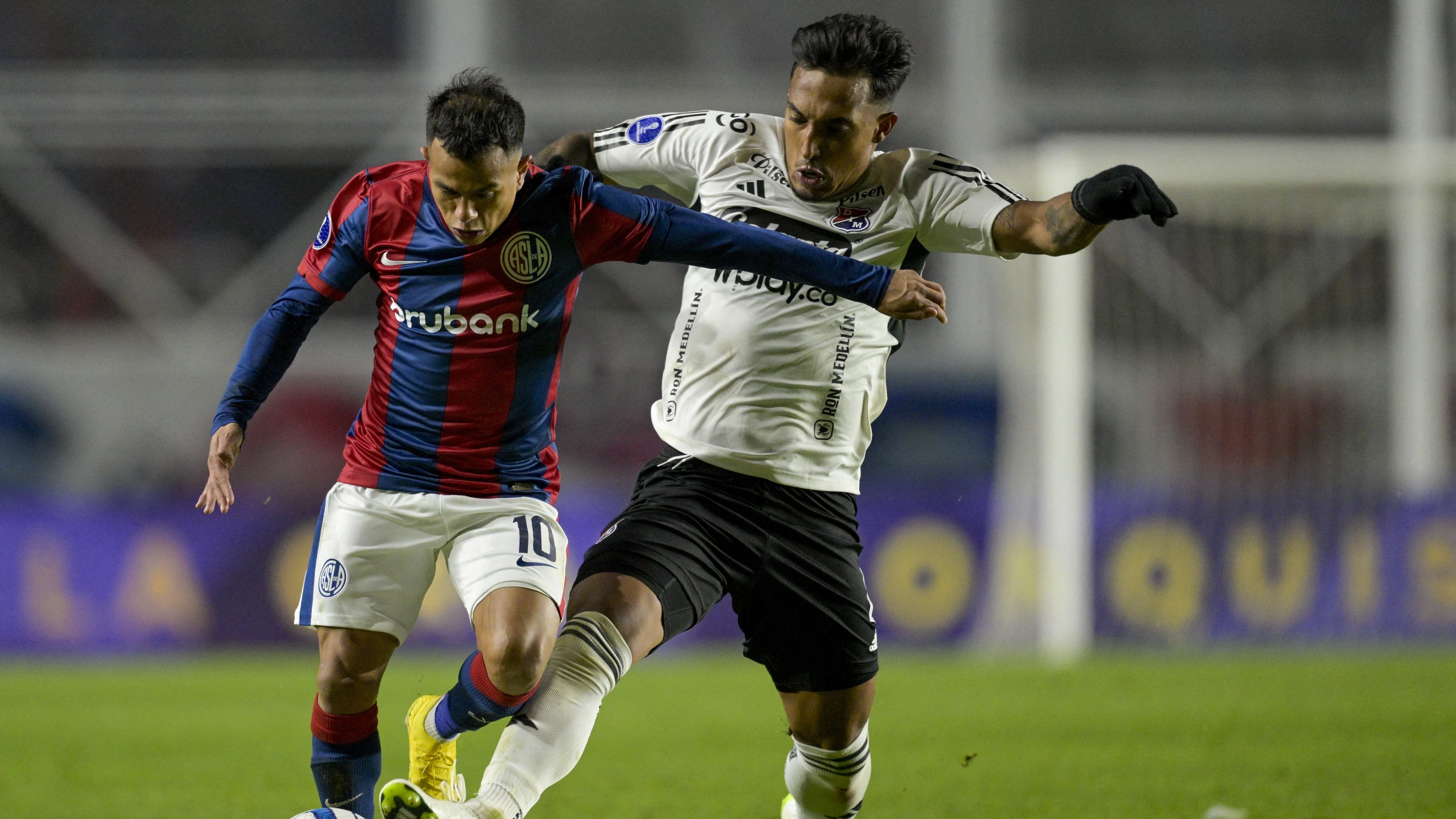 El cuadro argentino eliminó a los dirigidos por Alfredo Arias en Copa Sudamericana