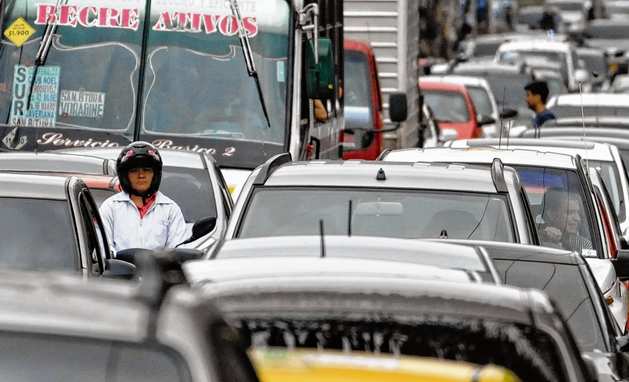 En 2023, un total de 26.237 vehículos han pagado el valor de la tasa por congestión para circular durante la medida de pico y placa en Cali.
