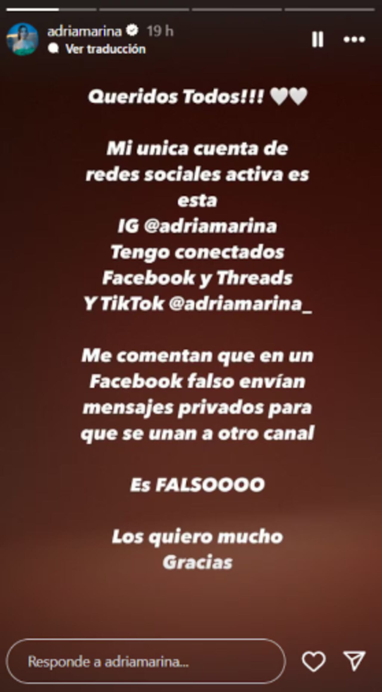 Adria Marina advierte que está siendo suplantada en redes sociales.