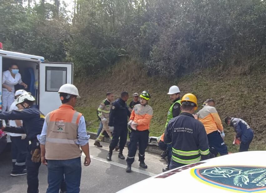 Accidente en vía Bogotá-Villeta