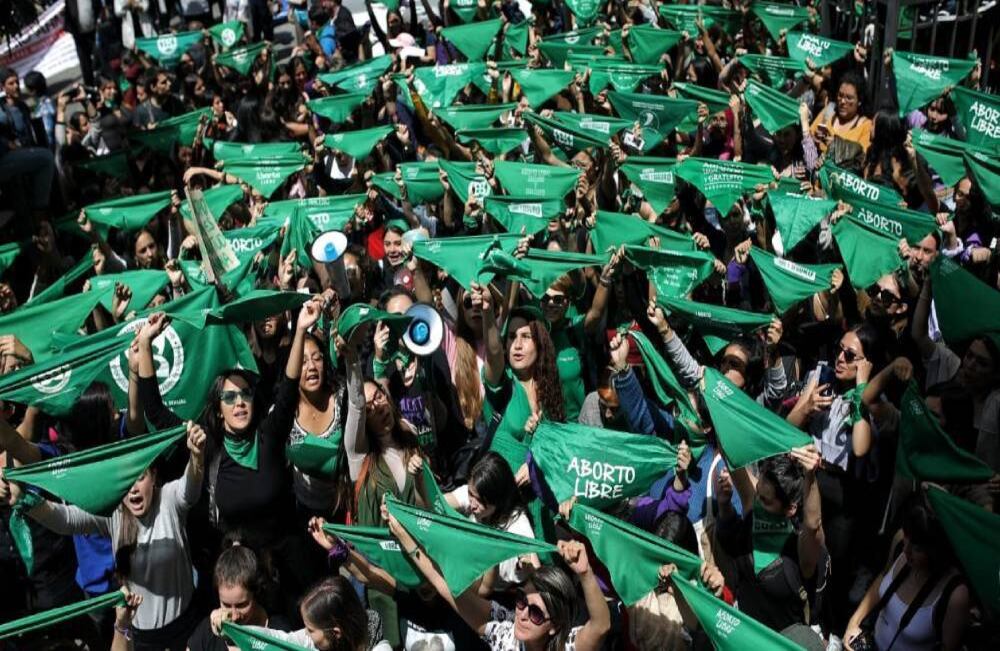 Así, las cosas, se mantienen las tres causales de aborto reglamentadas por la corte:  1) Cuando existe peligro para la salud física o mental de la mujer; 2) cuando el producto de la gestación no tenga posibilidad de sobrevivir al separarse de la madre, y 3) cuando el embarazo sea producto de violación o incesto. Foto: Esteban Vega La Rotta / SEMANA