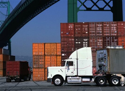 Daza dijo que el TLC merma la soberanía alimentaria y energética de Colombia y las posibilidades de transformar su estructura productiva.