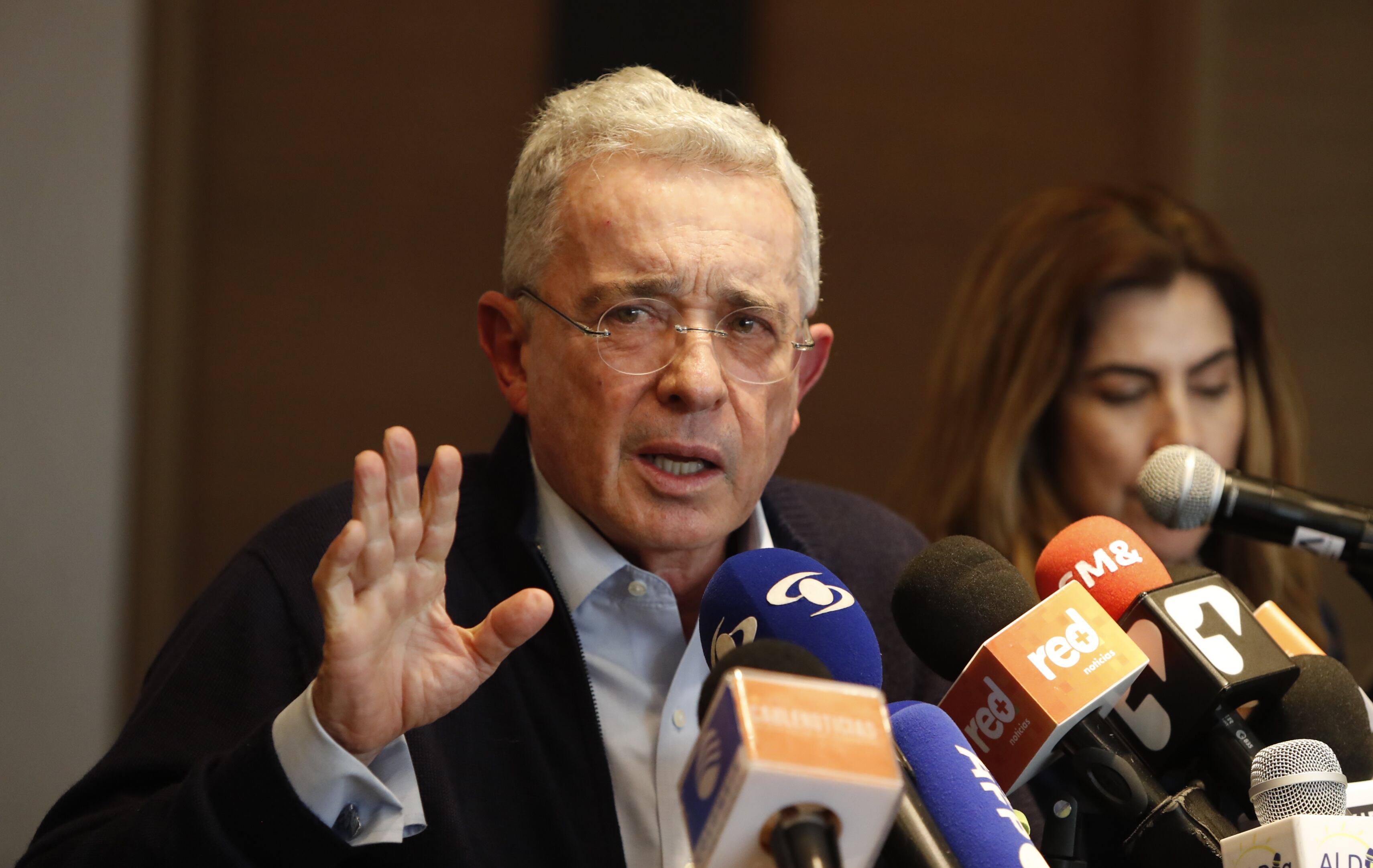 Alvaro Uribe y Oscar Ivan Zuluaga Rueda de Prensa