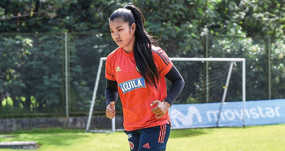 Daniela Arias es una futbolista colombiana. Juega en la posición de defensa de la selección nacional de fútbol colombiano y en el equipo Club Pachuca.