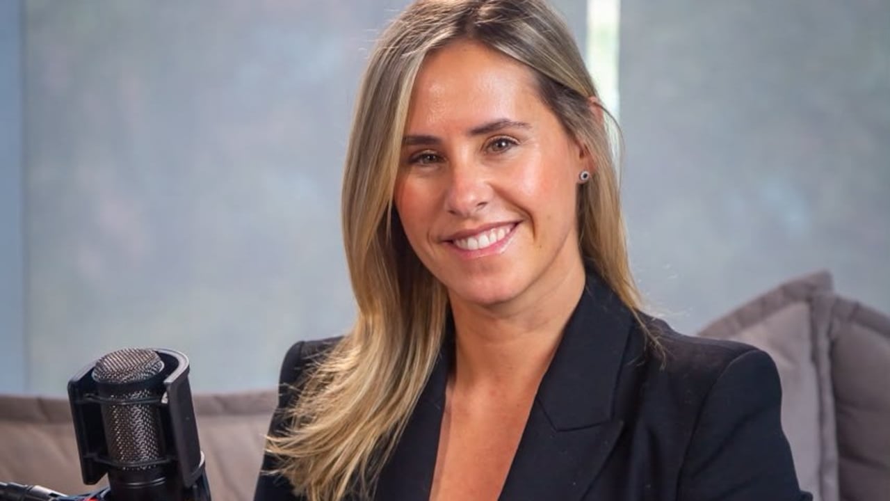 Laura González, creadora del pódcast Un murmullo con propósito