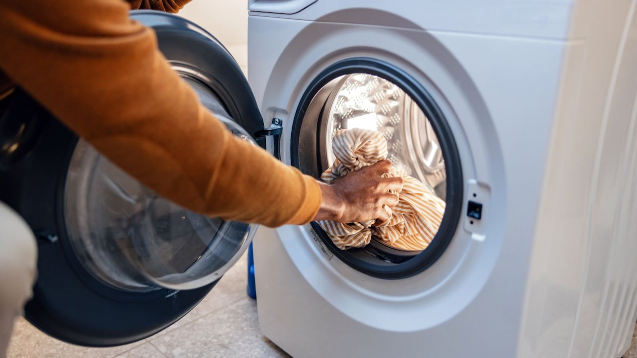Algunas horas son de menor consumo energético en el hogar.