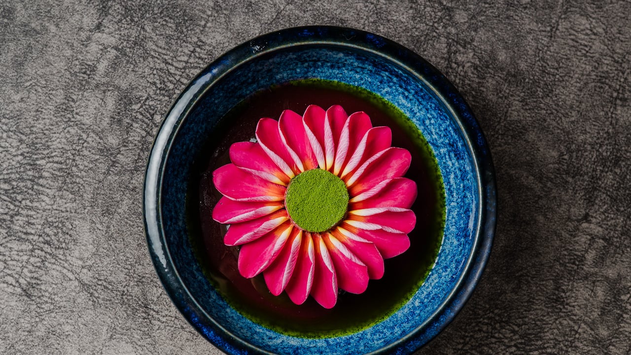 Atún en escabeche y pomarrosa pasa, plato de Celele.