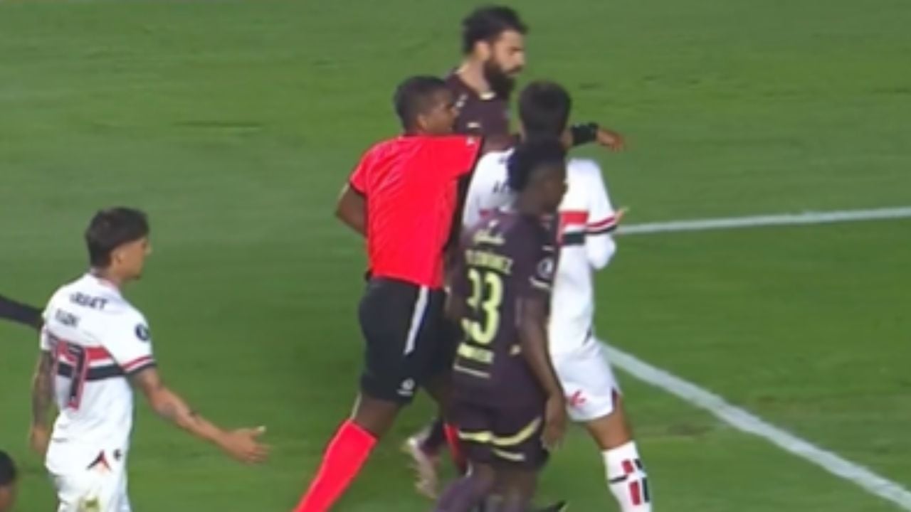 Medina fue protagonista en el cotejo.