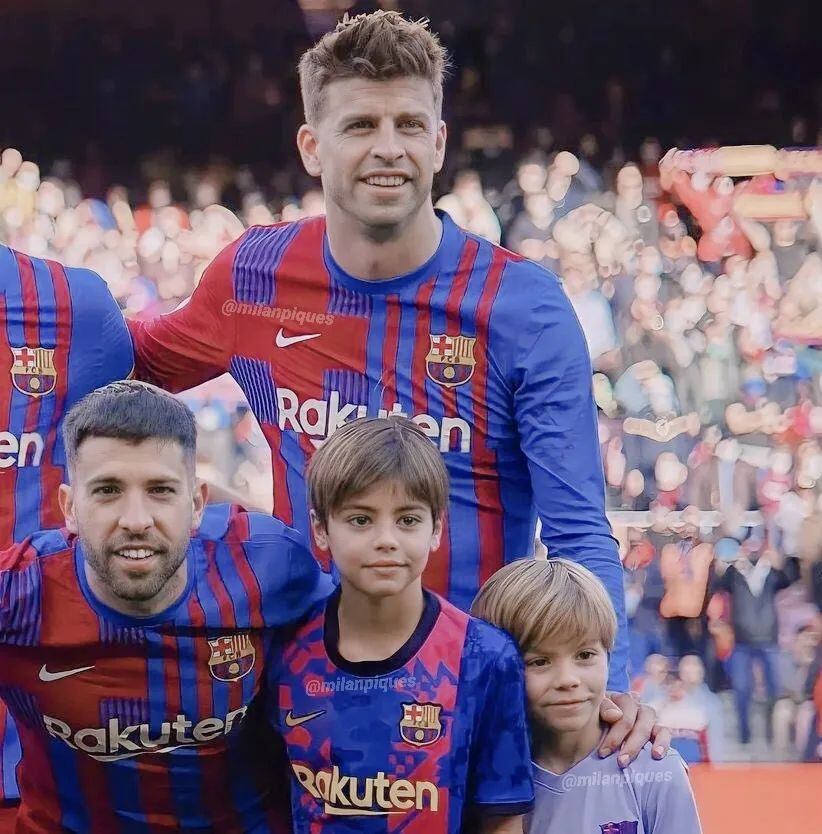Desde el inicio se ha visto más a Shakira con sus hijos que al mismo Piqué. Foto: Instagram @sashapique3.