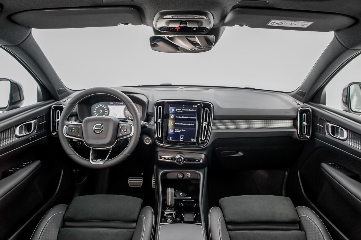 Ese portafolio se alimenta de fuentes de energía como la gasolina y la electricidad pero, como los automotores son inteligentes, se encargan de administrar de forma eficiente el consumo.