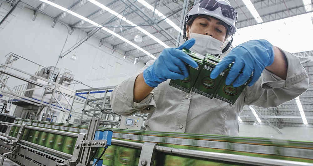 En apenas dos años, la Empresa de Licores de Cundinamarca aumentó sus utilidades en más de 10.000 millones de pesos. Estos resultados demuestran que una empresa estatal puede ser rentable.