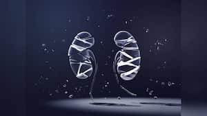 Un hábito para cuidar los riñones es tomar agua para mantener hidratado el organismo. Foto: GettyImages.