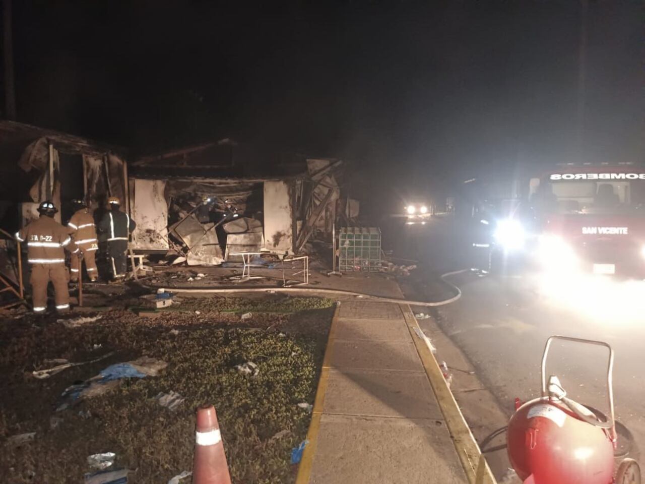 Atención: estas son las primeras imágenes de los daños al interior del campo petrolero en Los Pozos, en Caquetá.
