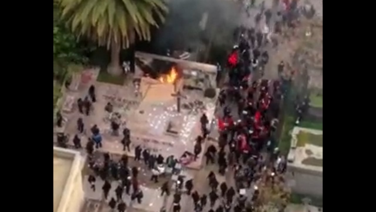 Los chilenos todavía siguen teniendo divisiones de opinión por el golpe de Estado en 1973.