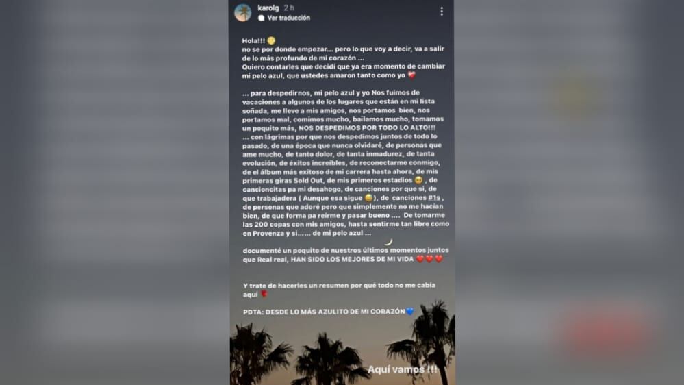 Karol G se despidió de su icónico color de pelo.