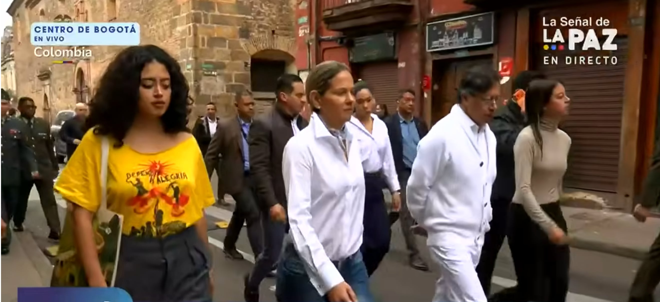 Verónica Alcocer con el Presidente Gustavo Petro