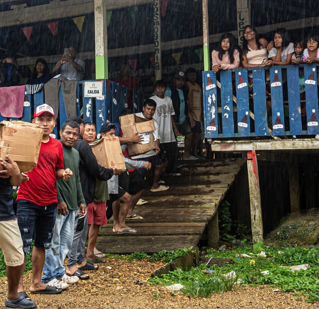 En medio de las precipitaciones características de la región, la comunidad del municipio de Papayo, en el Litoral del Río San Juan, recibió con esperanza a los integrantes de la Minga Humanitaria por la Vida.