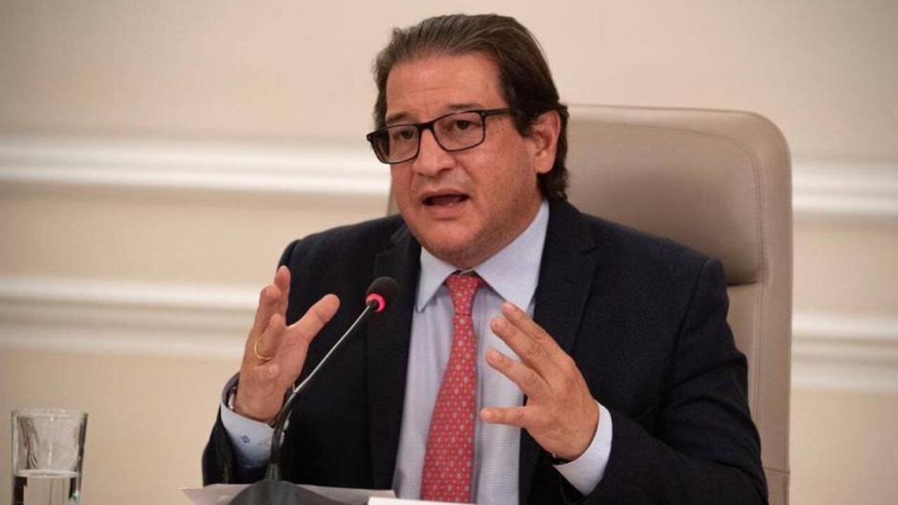 El ministro Zea anunció 1.000 empleos en Santander con esta planta
