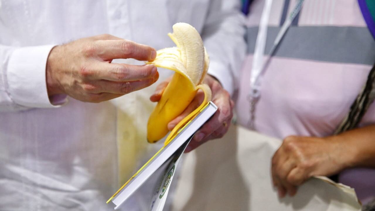 El banano es conocido por ser fuente de potasio.