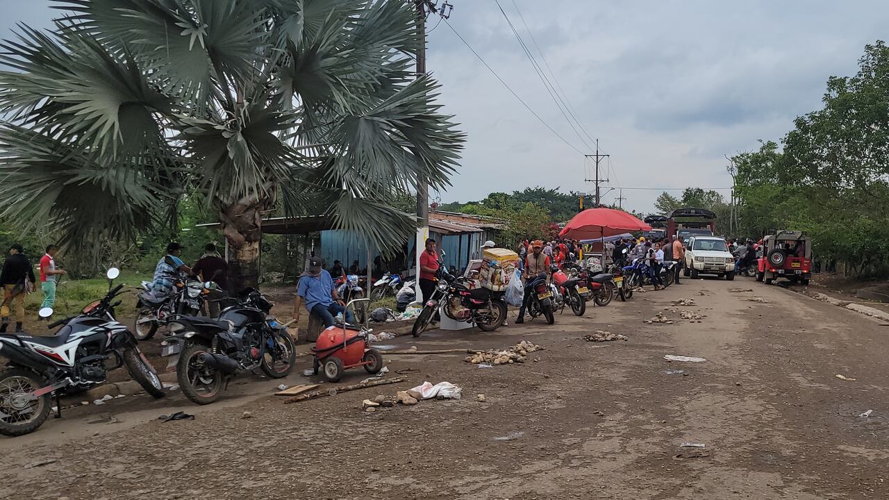 petrolera Emerald Energy destruida