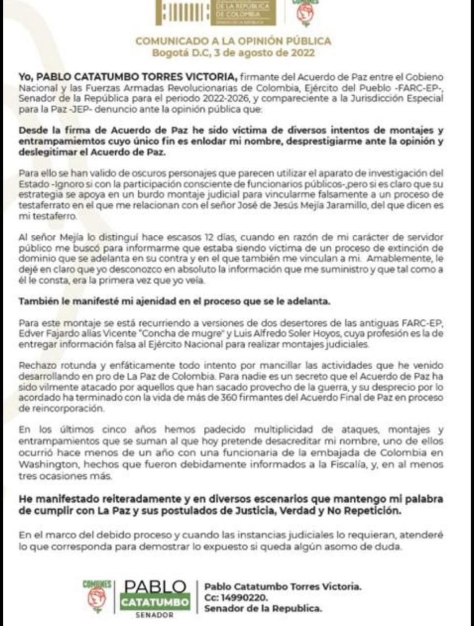 Pablo Catatumbo reclama por la extinción de dominio.