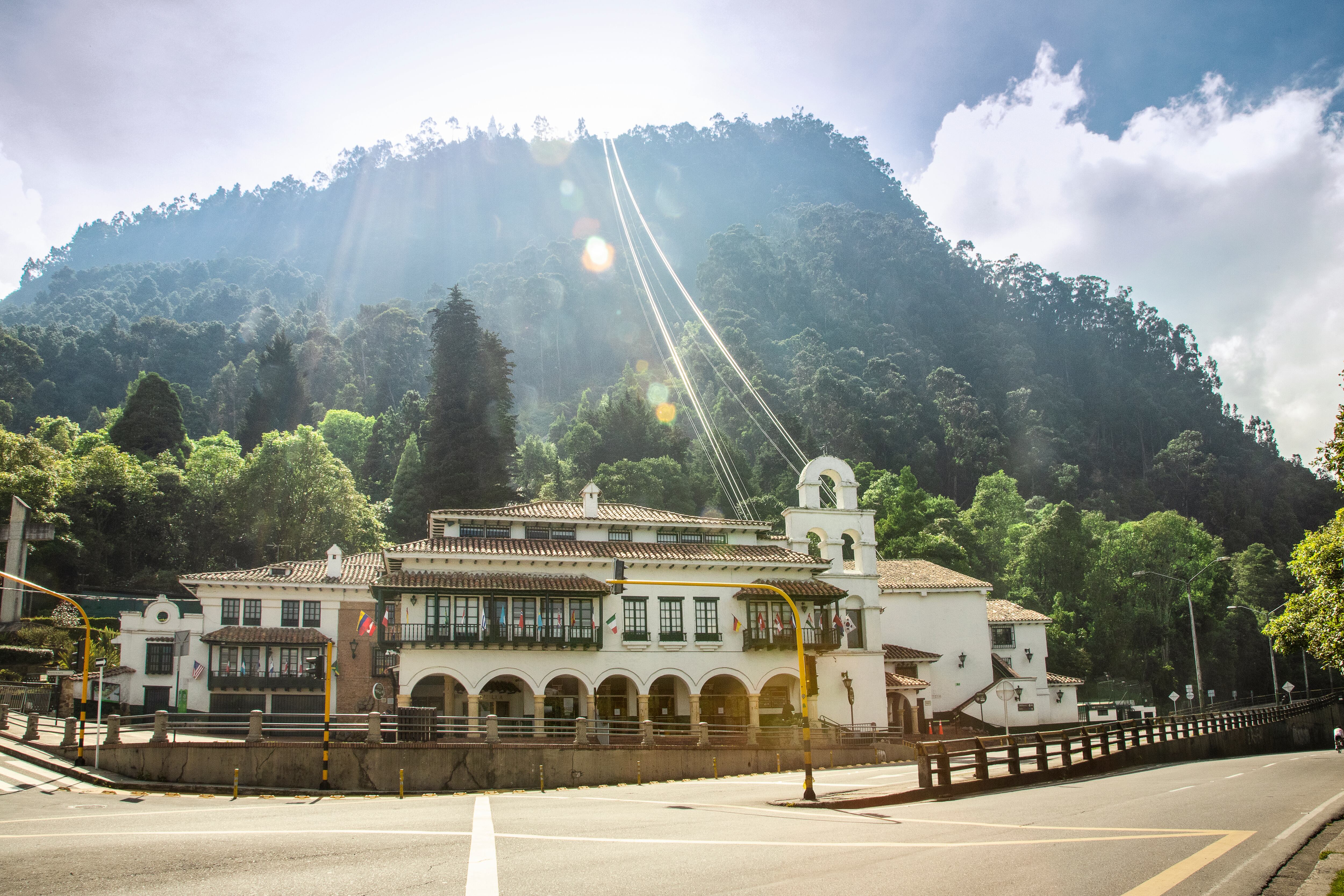 Monserrate, cerro icono de la capital colombiana.