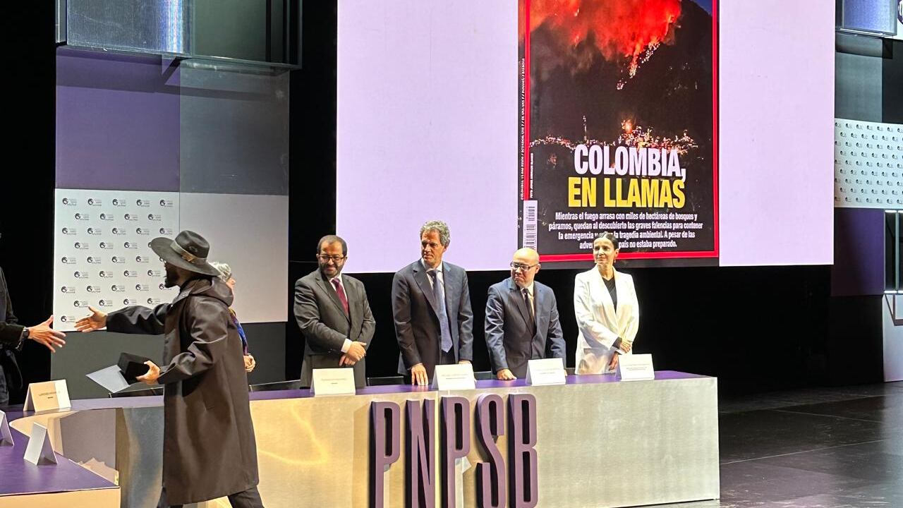 Jorge Andrade, ganador de mejor fotografía periodística en los Premios Simón Bolívar de Periodismo.