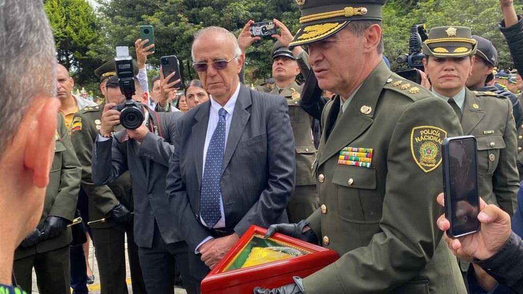 A la ceremonia asistió el ministro de Defensa, Iván Velásquez.