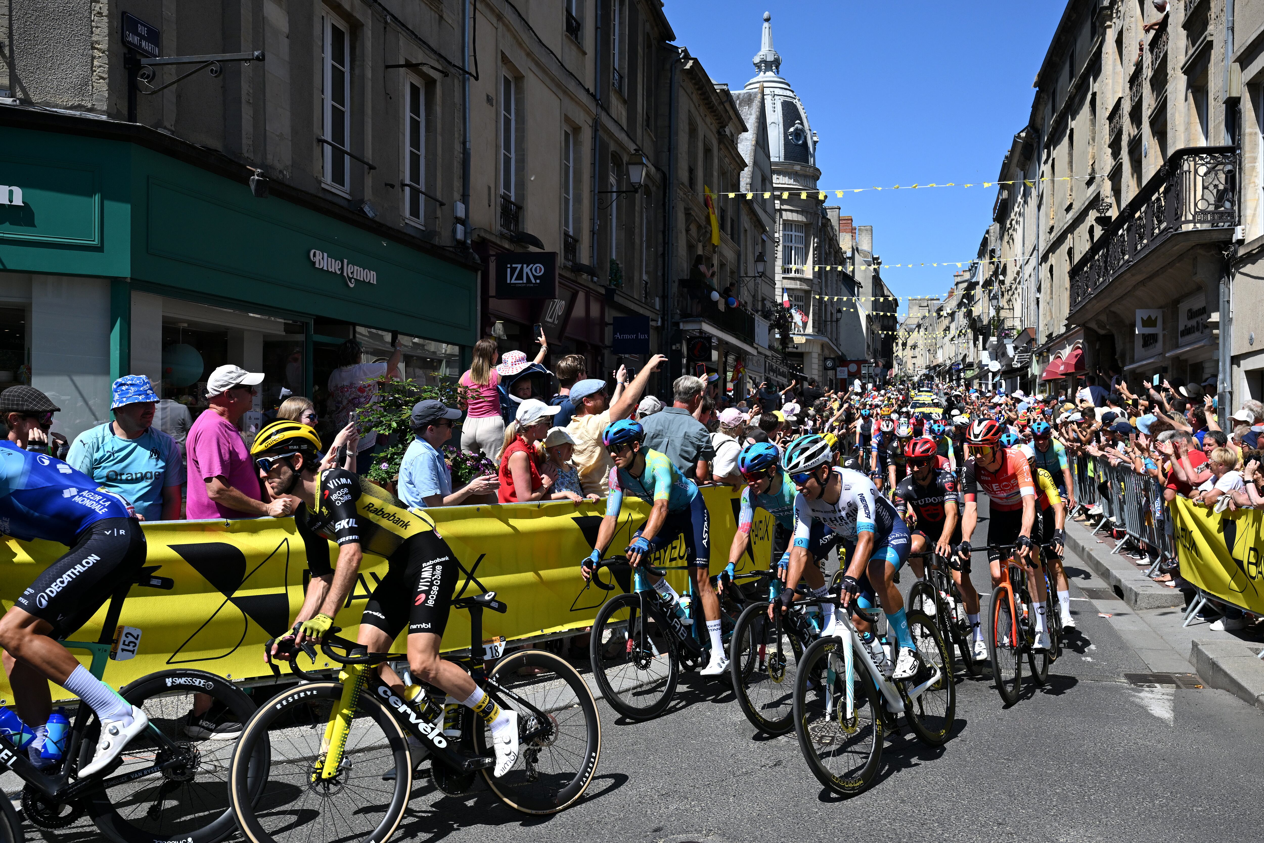 BAYEUX, FRANCE - JULY 10: (L-R) Simon Yates of Great Britain and Team Visma | Lease a Bike, Santiago Buitrago of Colombia and Team Bahrain - Victorious, Julian Alaphilippe of France and Team Tudor Pro Cycling and a general view of the peloton prior to the 112th Tour de France, Stage 6 a 201.5km stage from Bayeux to Vire Normandie / #UCIWT / on July 10, 2025 in Bayeux, France. (Photo by Tim de Waele/Getty Images)