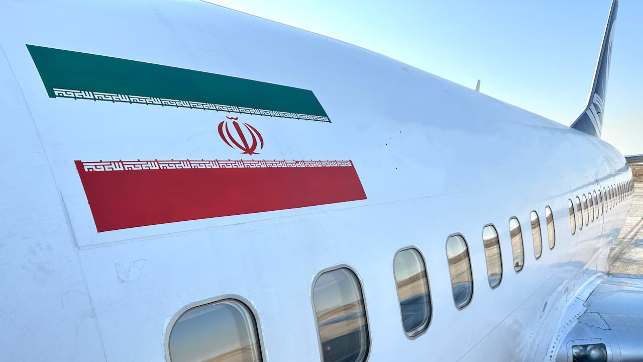 Estados Unidos anuncia nueva medida agresiva contra Irán en medio del conflicto