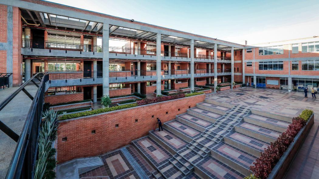 El Distrito anunció las fechas para el regreso “progresivo y seguro” de estudiantes de colegios públicos y privados.