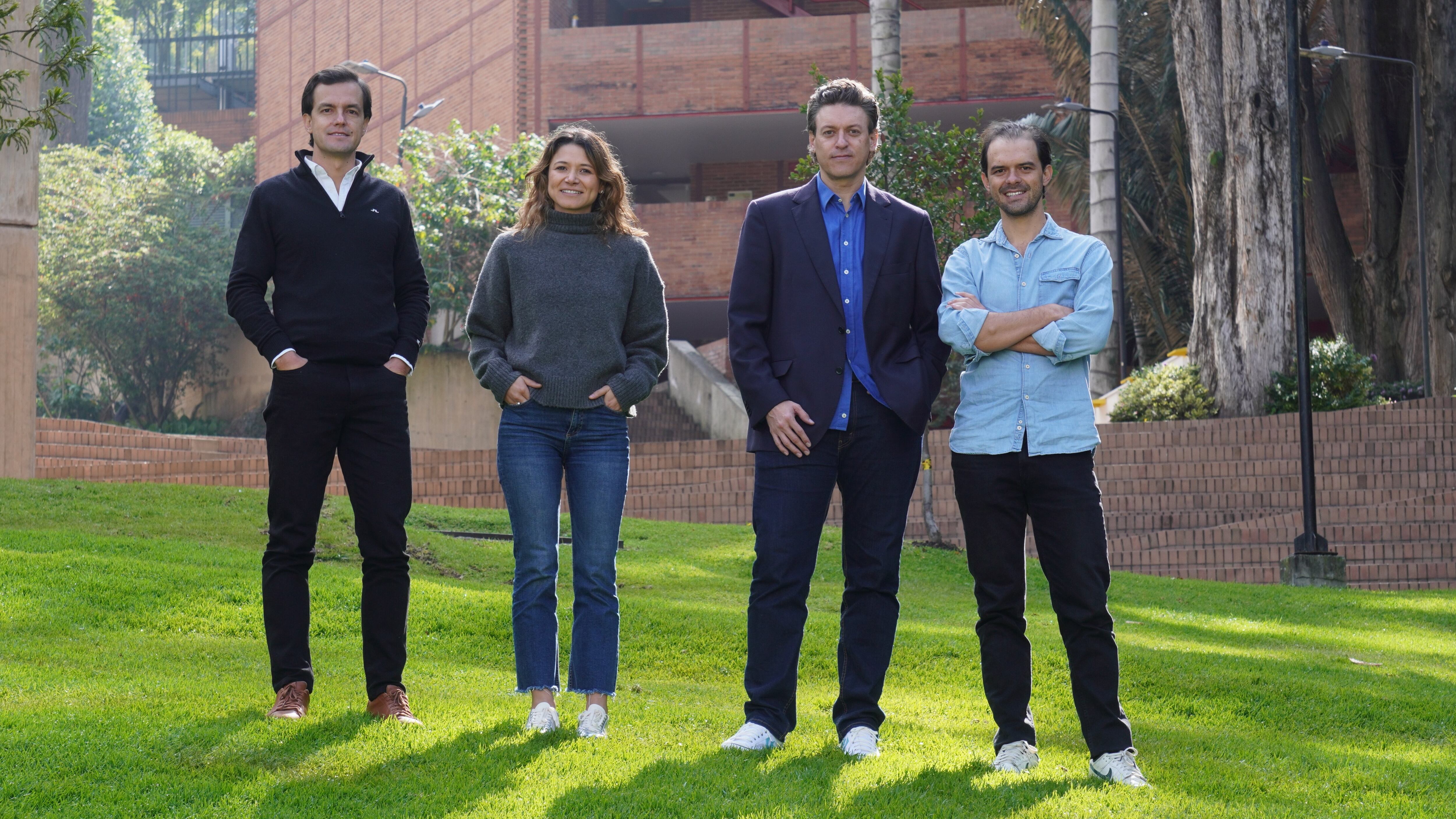 Juan Pablo Zuluaga, cofundador y CFO de Mis propias finanzas; Carolina Pineda, cofundadora y CEO Mis propias finanzas; Santiago Arreaza, director de cuentas e innovación de Páramo LAB; Felipe Zuluaga, director de Operaciones de Mis propias finanzas.
