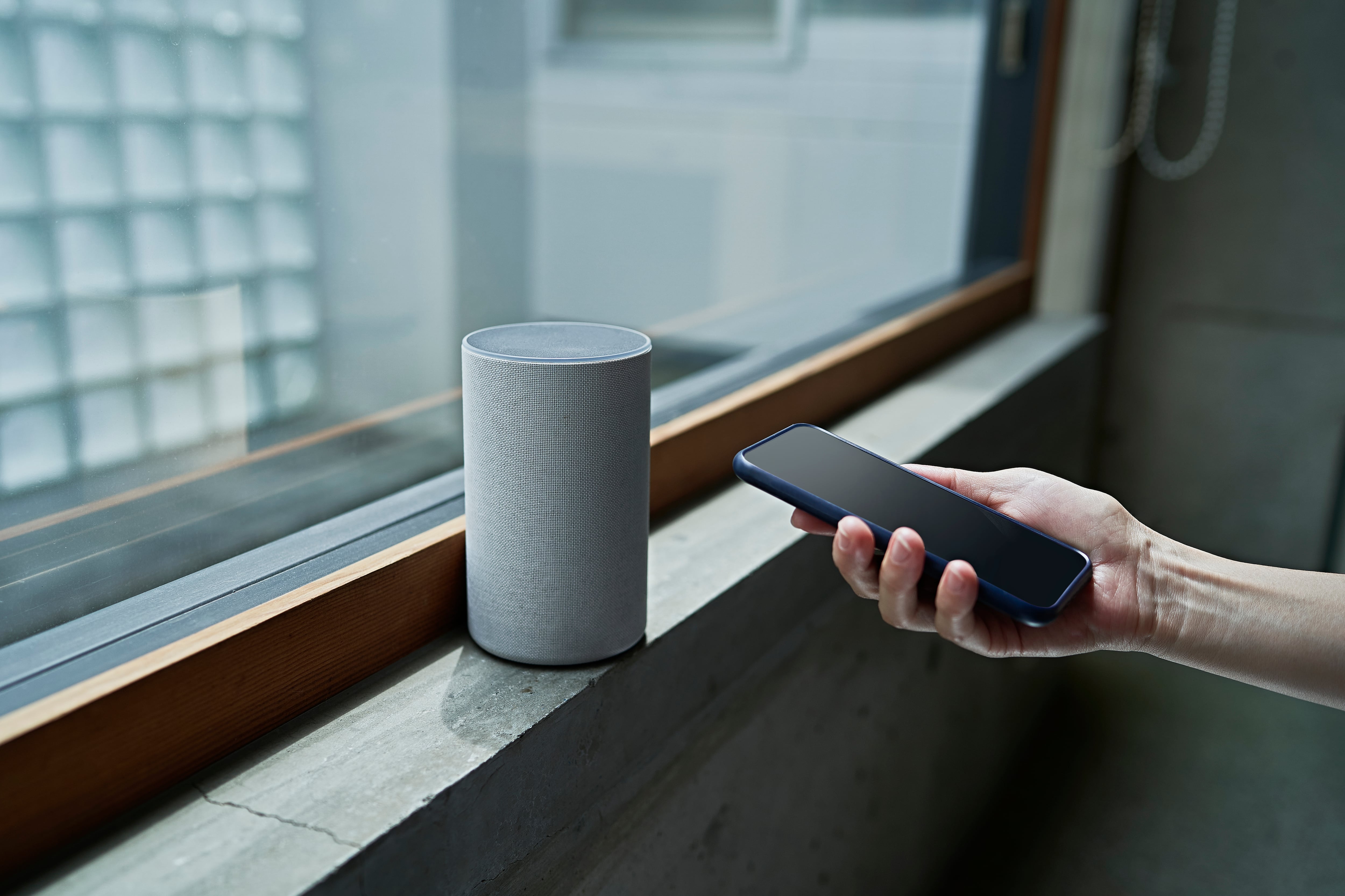 Los asistentes virtuales facilitan la rutina diaria de las personas.