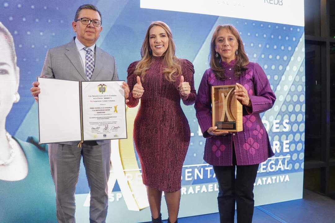 La gerencia del Hospital de Facatativá recibió el premio