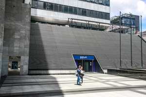 BBVA Calle 72 Carrera 8 Fachada