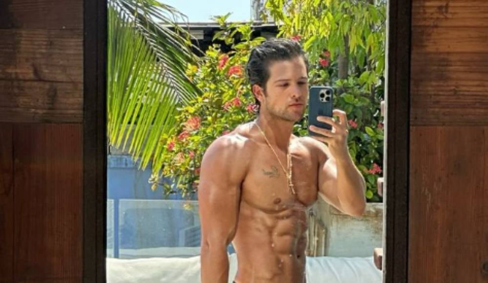 El actor ha conquistado con su físico y su talento en redes sociales.