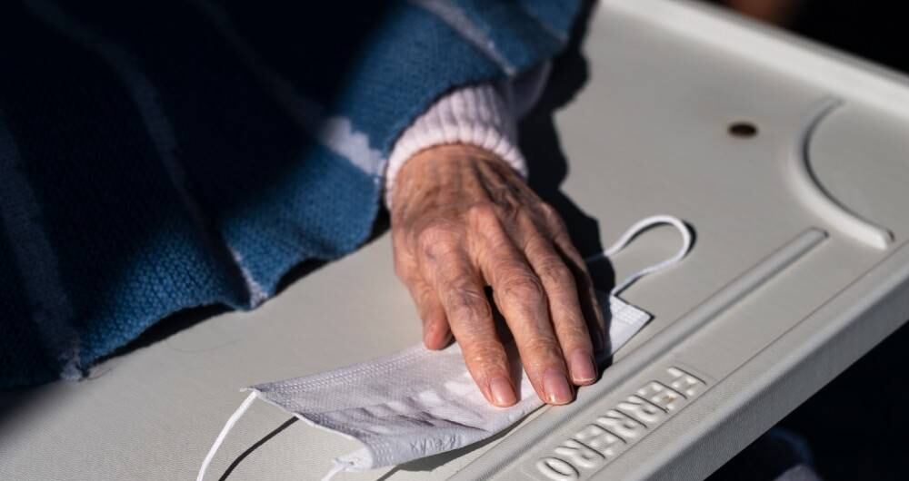 En el caso de Chile, el agresor tendrá prohibido acercarse a cualquiera de sus tres víctimas tras salir de prisión. 