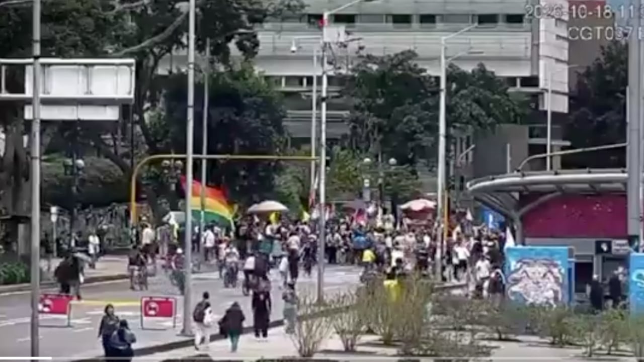 Inicia plantón en el Museo Nacional este domingo, 18 de octubre.