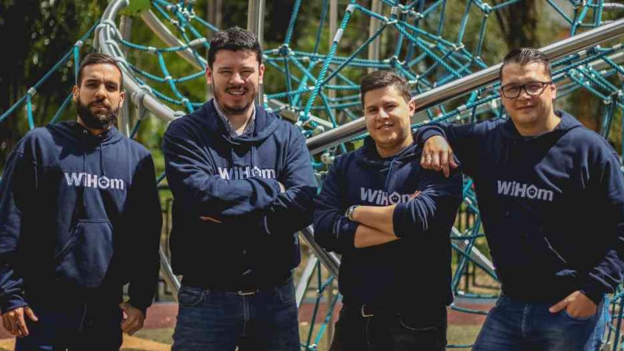 Fundadores de la plataforma Wihom.