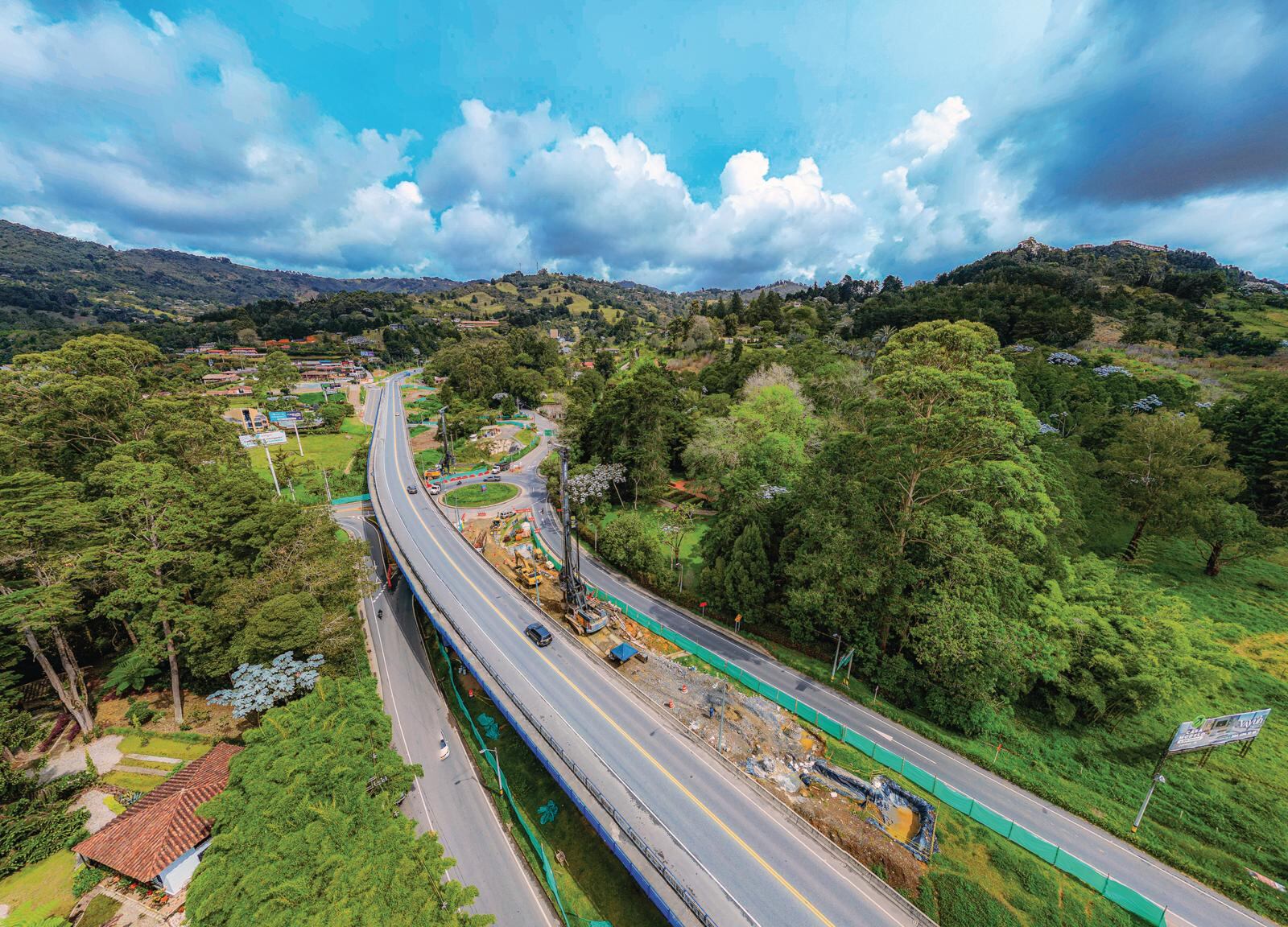 Vías que conectan con el Túnel de Oriente.