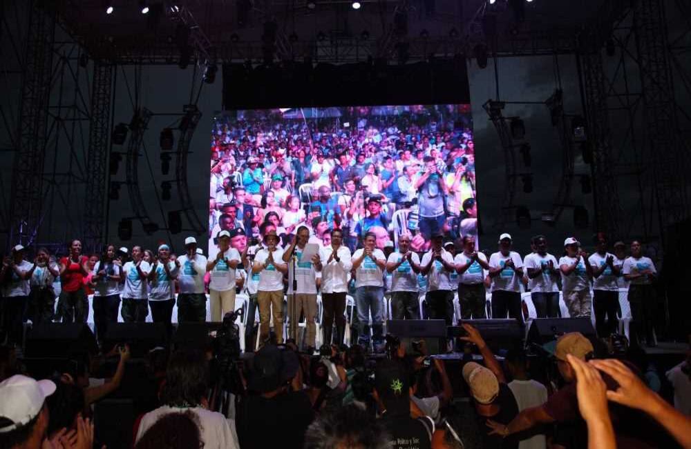 El grupo guerrillero tomó la decisión más importante en su historia y anticipó que a más tardar en mayo del 2017 habrán formalizado y ‘bautizado’ su partido político. Foto: León Darío Peláez / Enviado Especial de Semana