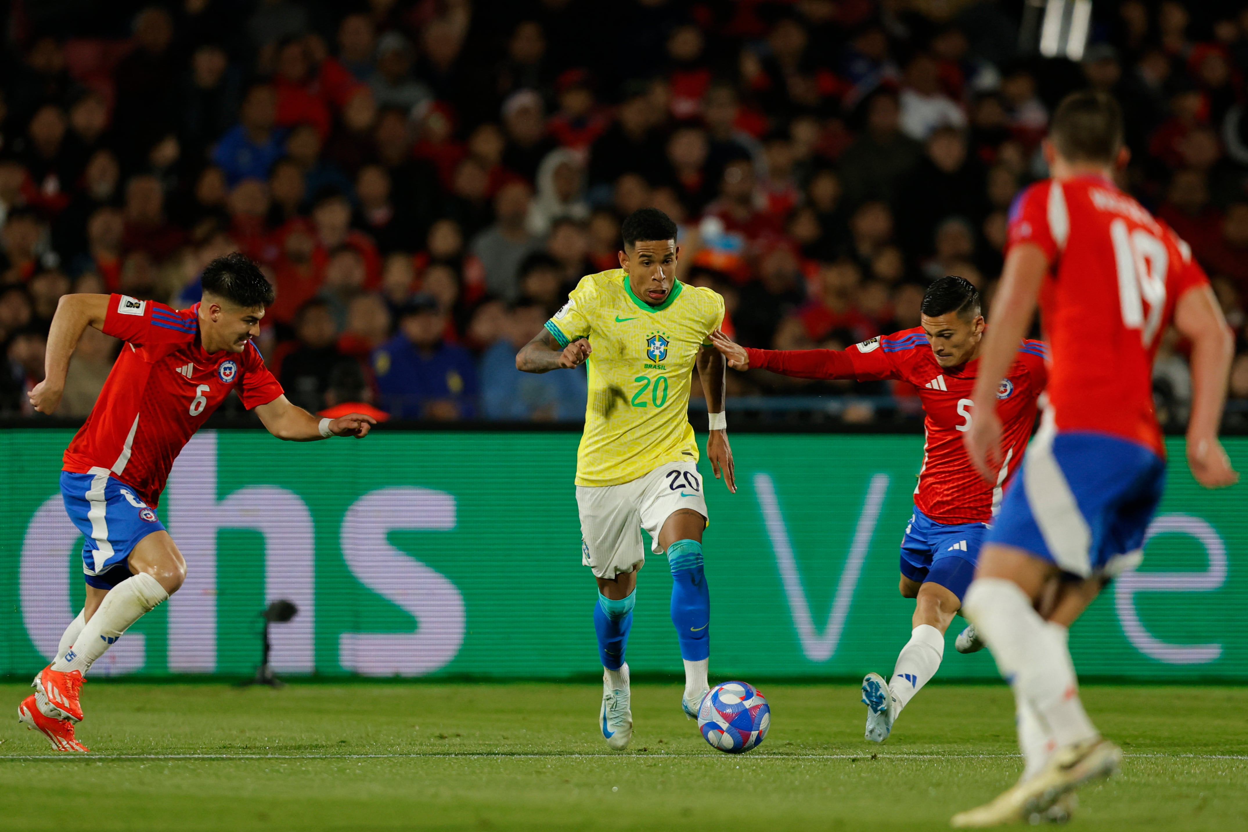 Brasil enfrentó a Chile por la novena fecha de la Eliminatoria