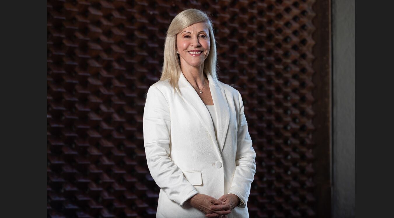 Dilian Francisca Toro, gobernadora del Valle del Cauca, asegura que en la zona rural hay presencia de grupos armados y se requiere un control territorial efectivo.