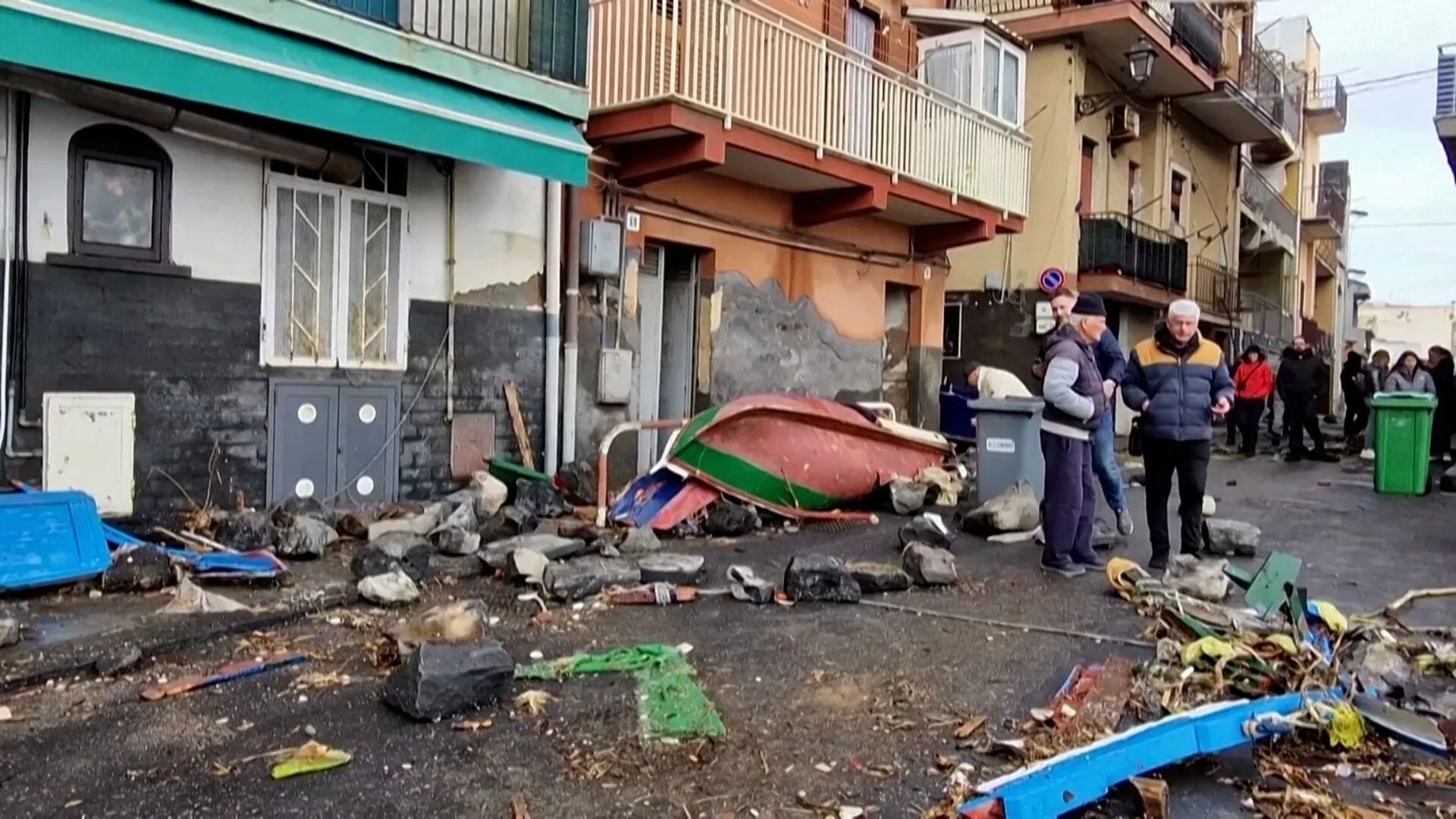 Tormenta Harry azotó el sur de Italia y gran parte de Malta