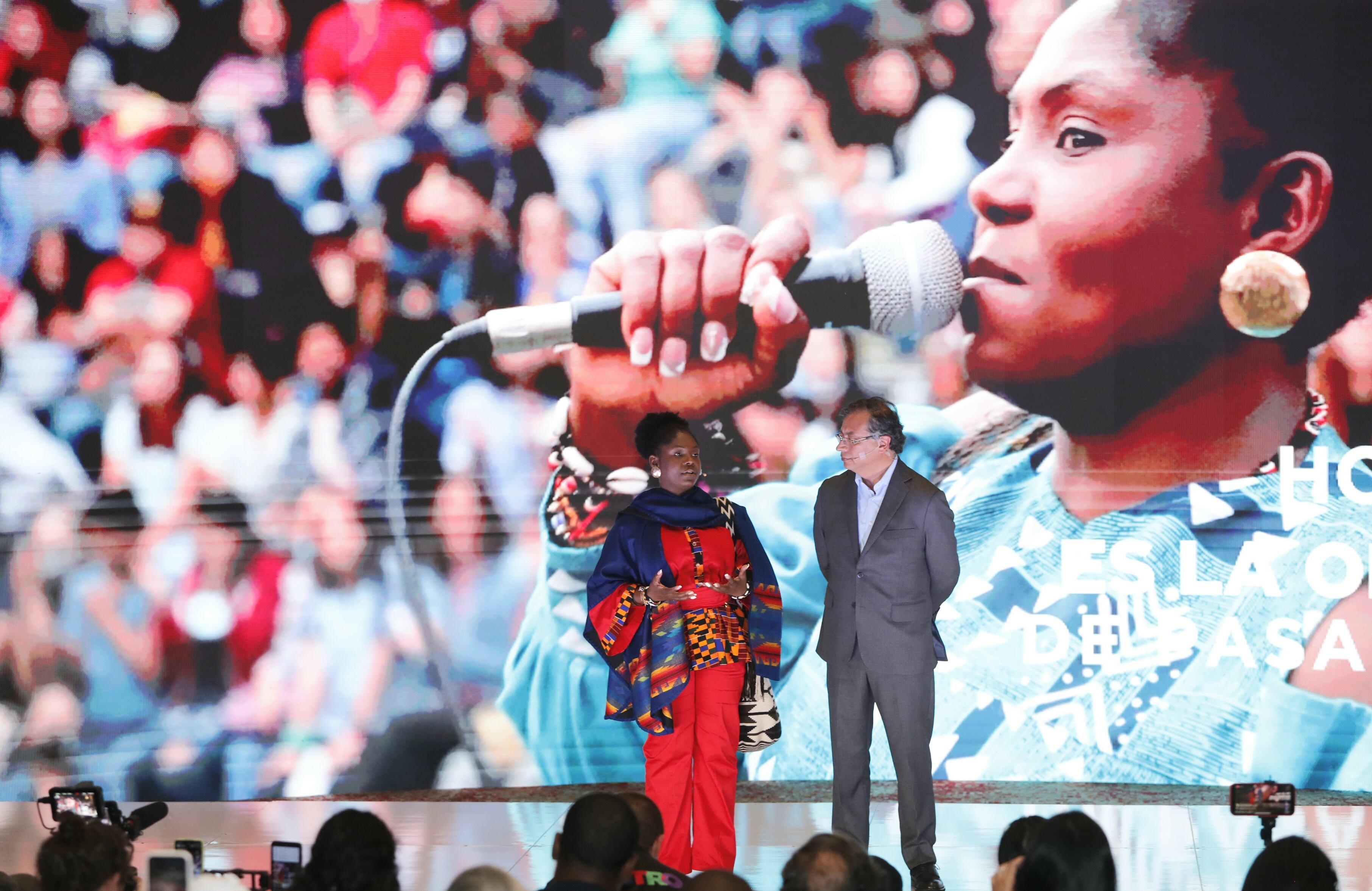 Gustavo Petro anuncia a Francia Márquez como su formula Vicepresidencial