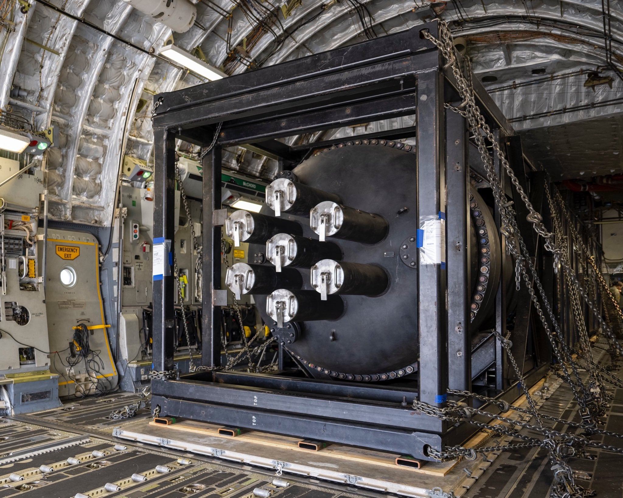 El primer transporte aéreo de un reactor nuclear y sistemas auxiliares mediante un C-17