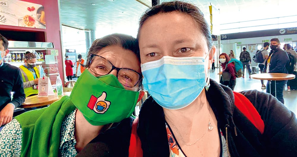 El pasado primero de enero, la alcaldesa Claudia López compartió esta fotografía con su esposa, la senadora Angélica Lozano, desde el muelle internacional de El Dorado.