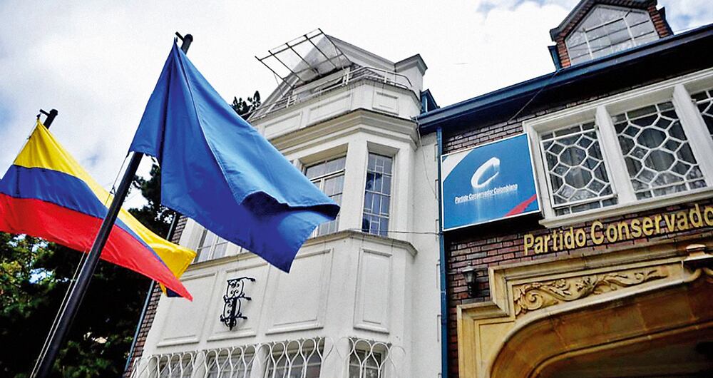    Petro otorgó poca representación a los partidos tradicionales. La única cuota, por ahora, es el ministro de Transporte, Guillermo Reyes, cercano al Partido Conservador. El Pacto Histórico, la coalición con la que ganó la presidencia, tiene una fuerte presencia en el Congreso.